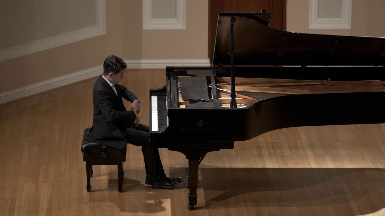 Spencer Cha performs at Le Petit Trianon