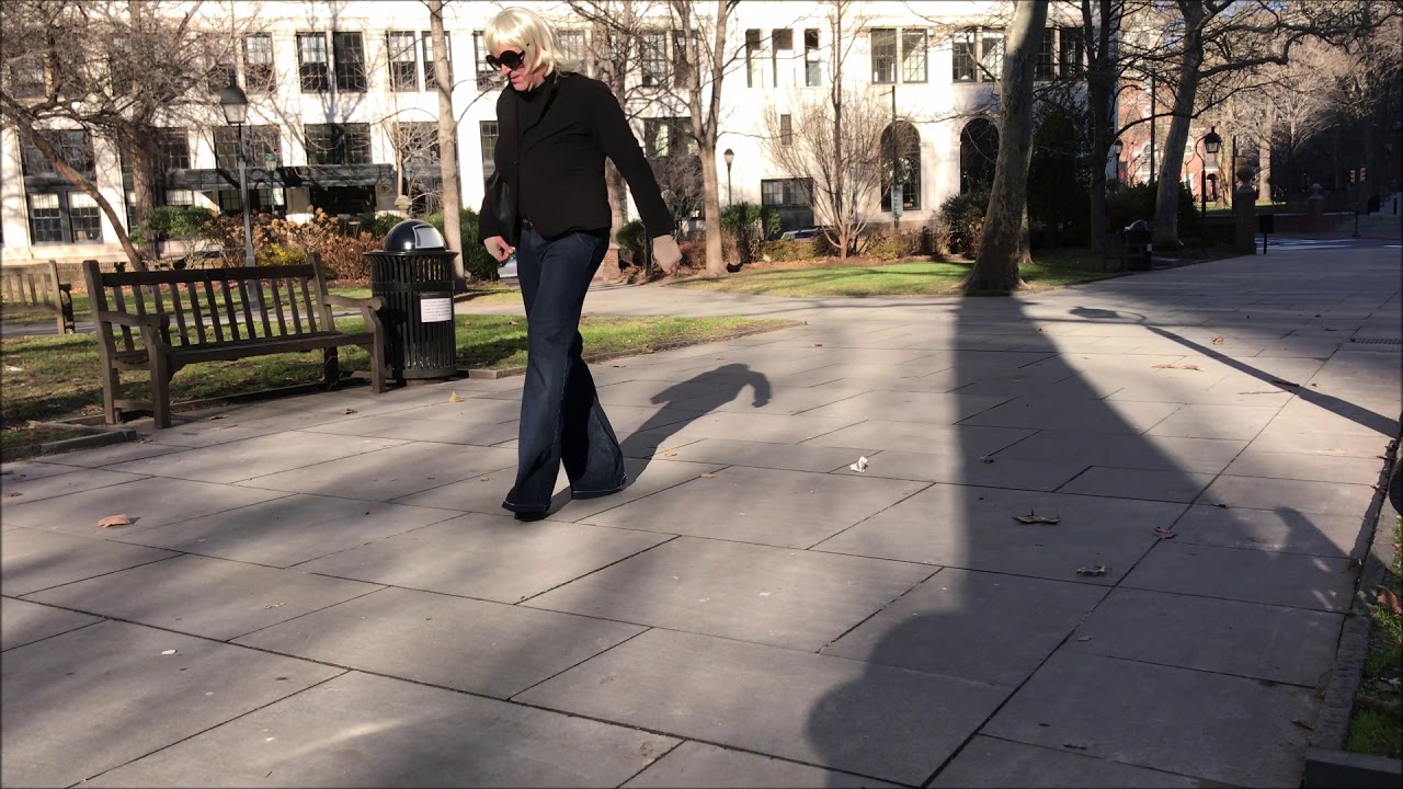 121818 Crossdresser Walks With Painful Too High Heels Through The City