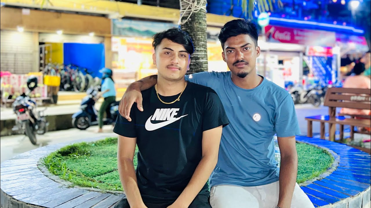 Night Life In Chitwan !!