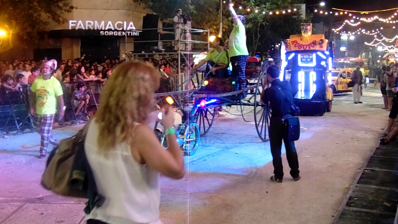 El Portal Pampeano-La Mecánica Loca-Carnaval Lincoln 2017