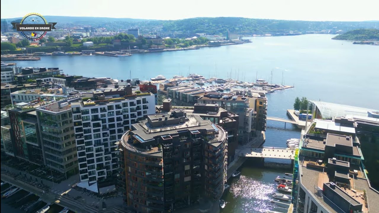 VOLANDO EN DRONE 4K- OSLO , NORUEGA -  TJUVHOLMEN  Mayo de 2024