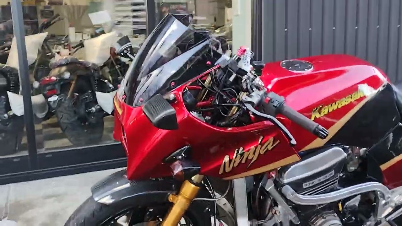 72969 GPZ900R