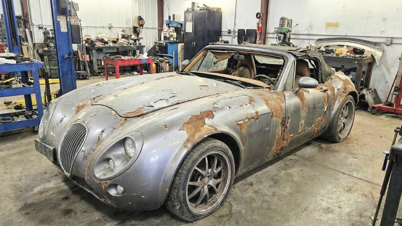 2012 Wiesmann Roadster MF4 Restoration – Reviving a Rare German Sports Car #carrestoration
