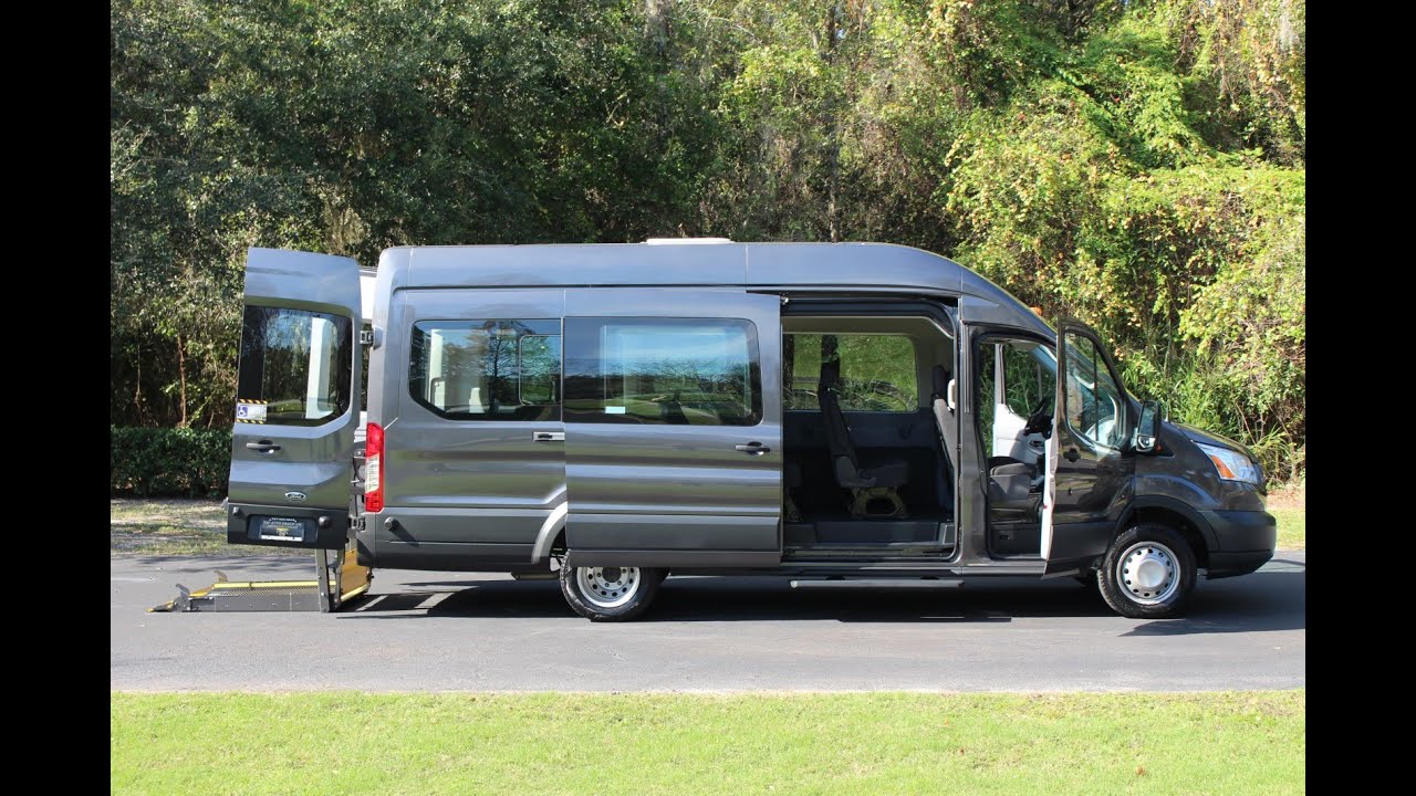 Wheelchair van handicap ramp van Braun Mobility 2017 Ford T350hd ramp van
