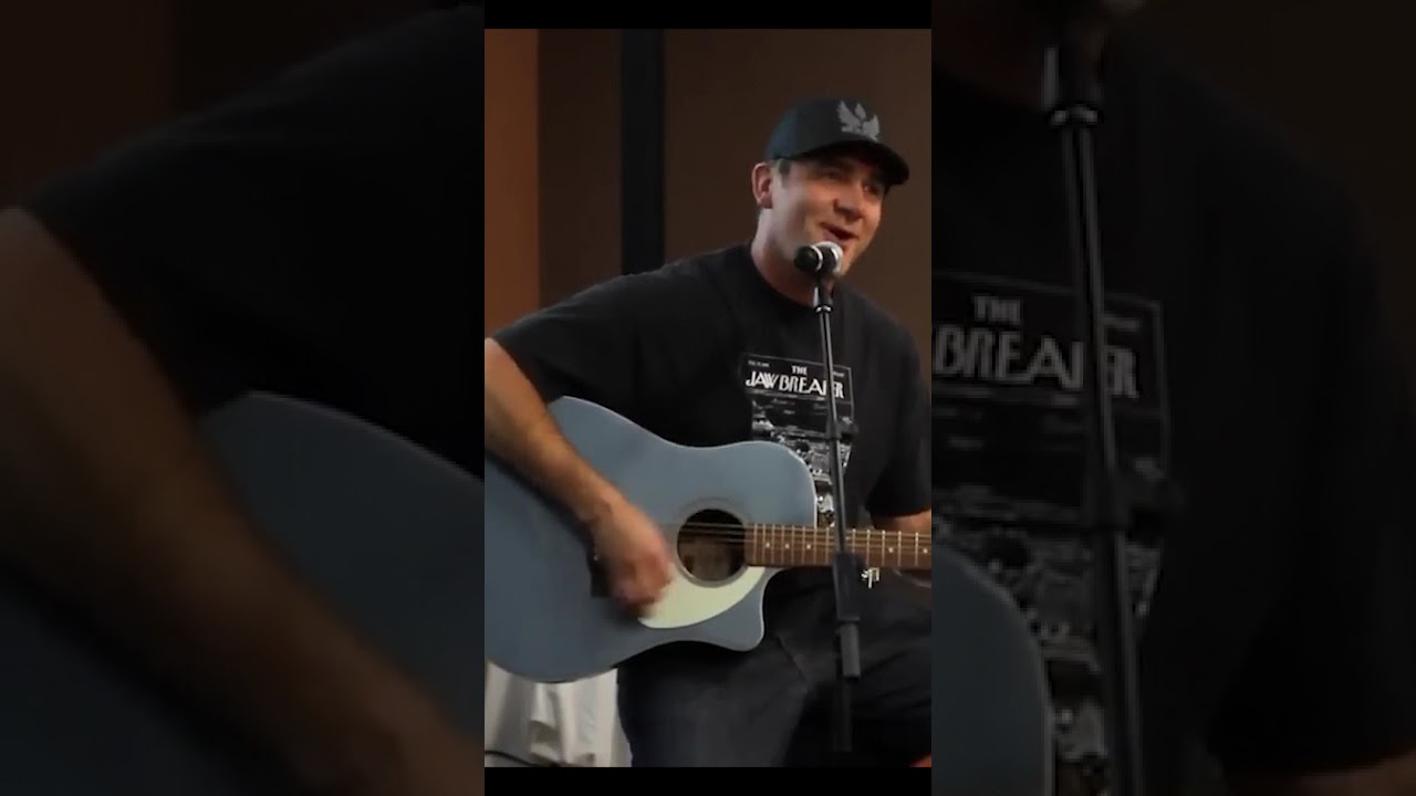 Jim Lindberg (Pennywise) - 