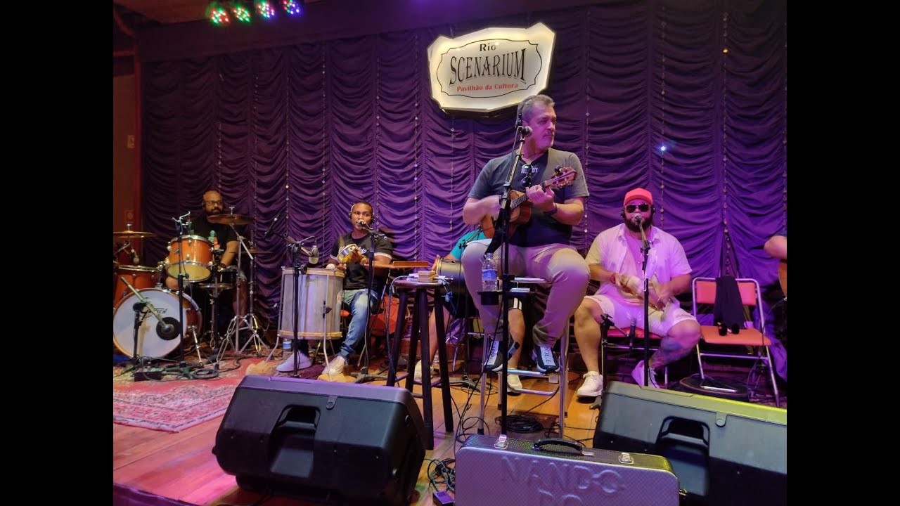 Feijoada com samba no Rio Scenarium