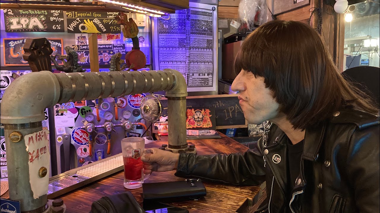 La banda de covers de Ramones URAMONES en vivo en el Craft Beer Pub TNT Osaka, Japón. #ramones #live