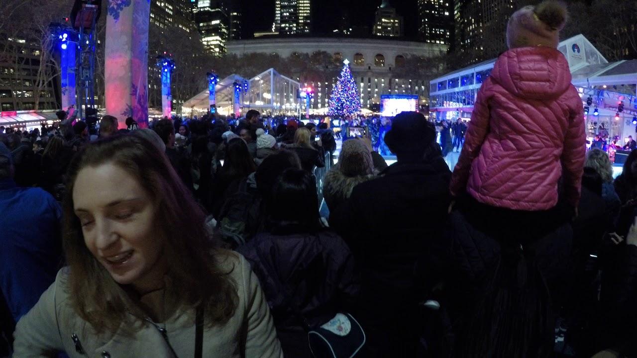 ⁴ᴷ Walking through Bryant Park after Skate-tacular 2017