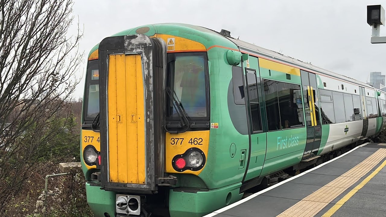 Southern Trains - London Bridge to South Bermondsey Rail Ride