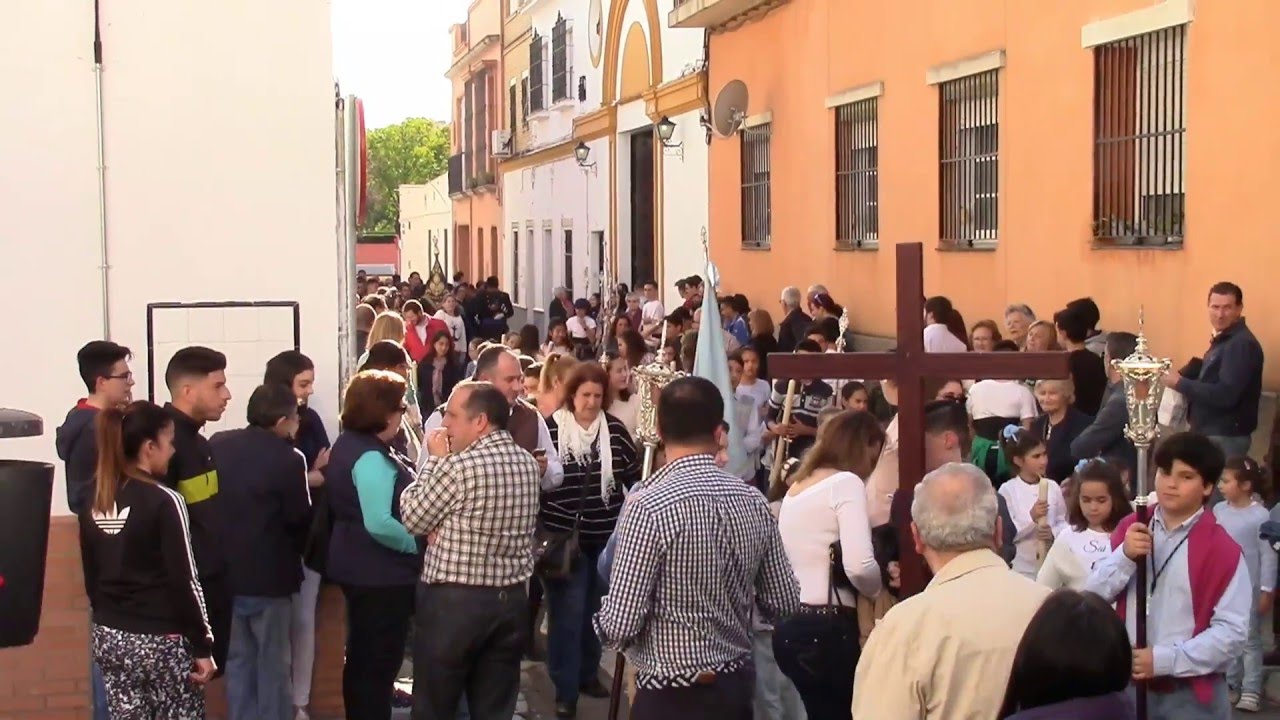 cruz de mayo ( LA SANTA CRUZ GLORIOSA ), iglesia santa genoveva.....2016