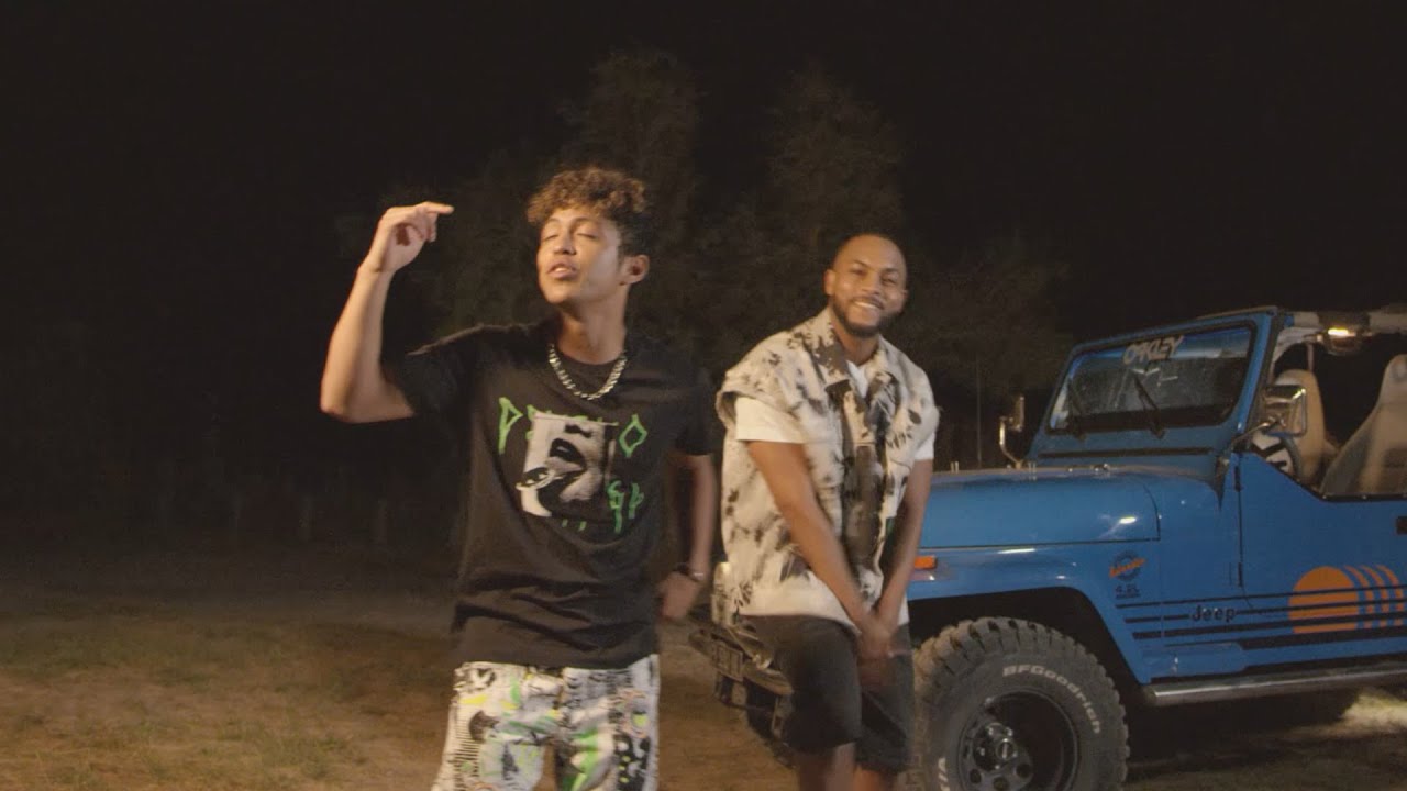 Says'z feat Tsew The Kid - Premi&egrave;re danse (Clip Officiel)