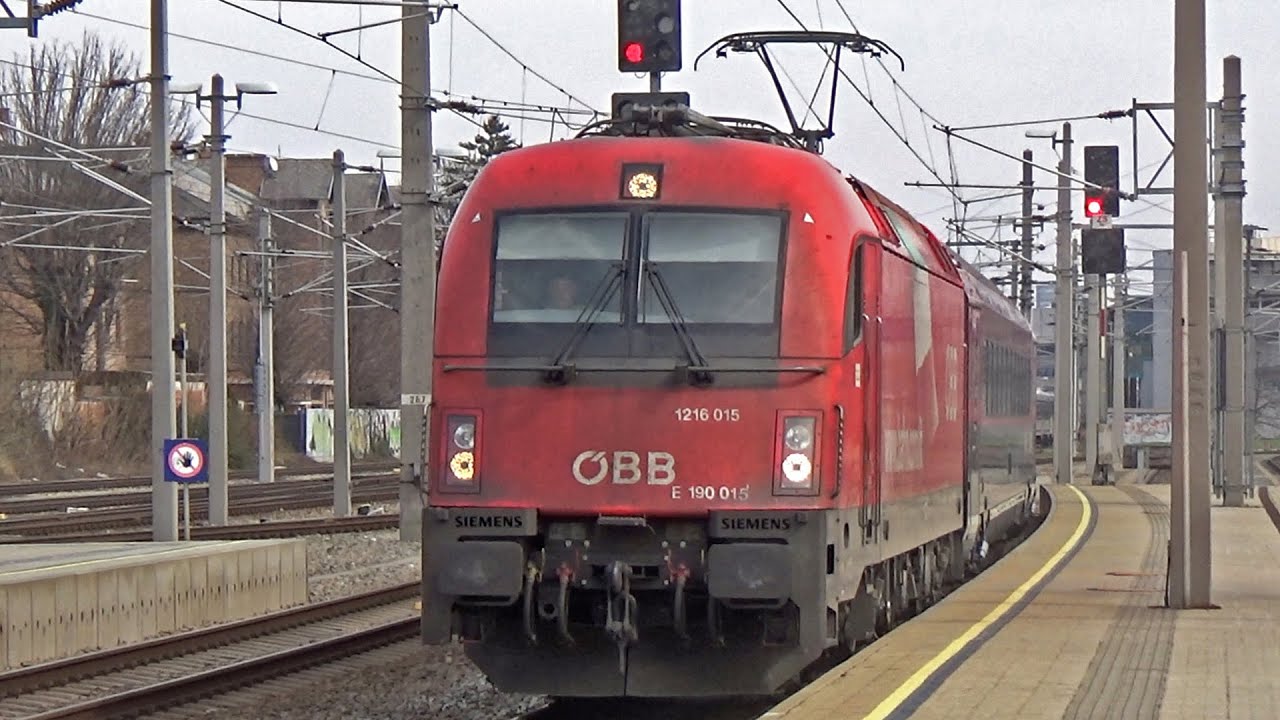 Ankunft von RJ133 Venezia Santa Lucia am Bahnhof Wien Meidling in &Ouml;sterreich