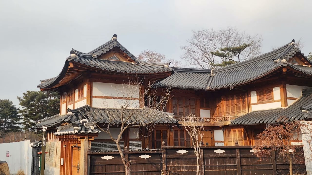서울에 이런 사찰이? 진관사 충격적 매력!  /  A temple like this in Seoul? The shocking charm of Jingwansa Temple!