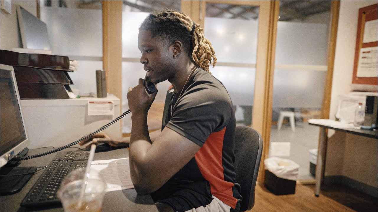 A DAY IN THE LIFE OF A MEMBERSHIP CONSULTANT AT FITNESS FIRST