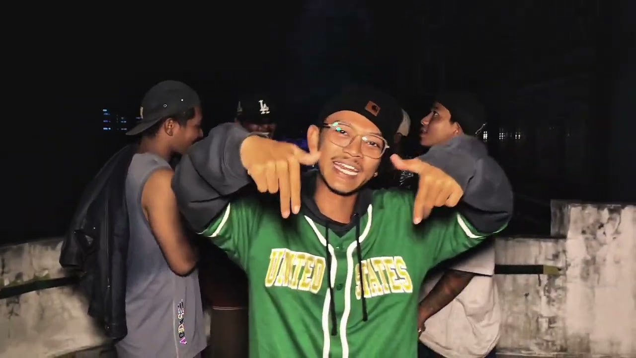 Mic Check ( Prod by Moe Lin )                                     Bo Kyaw x Toy B x Z Call