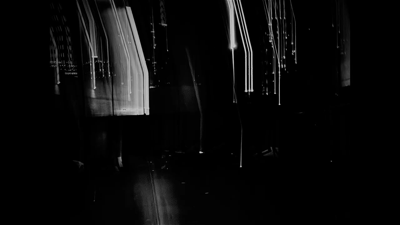 entering the urban void. | dark noir ambience.