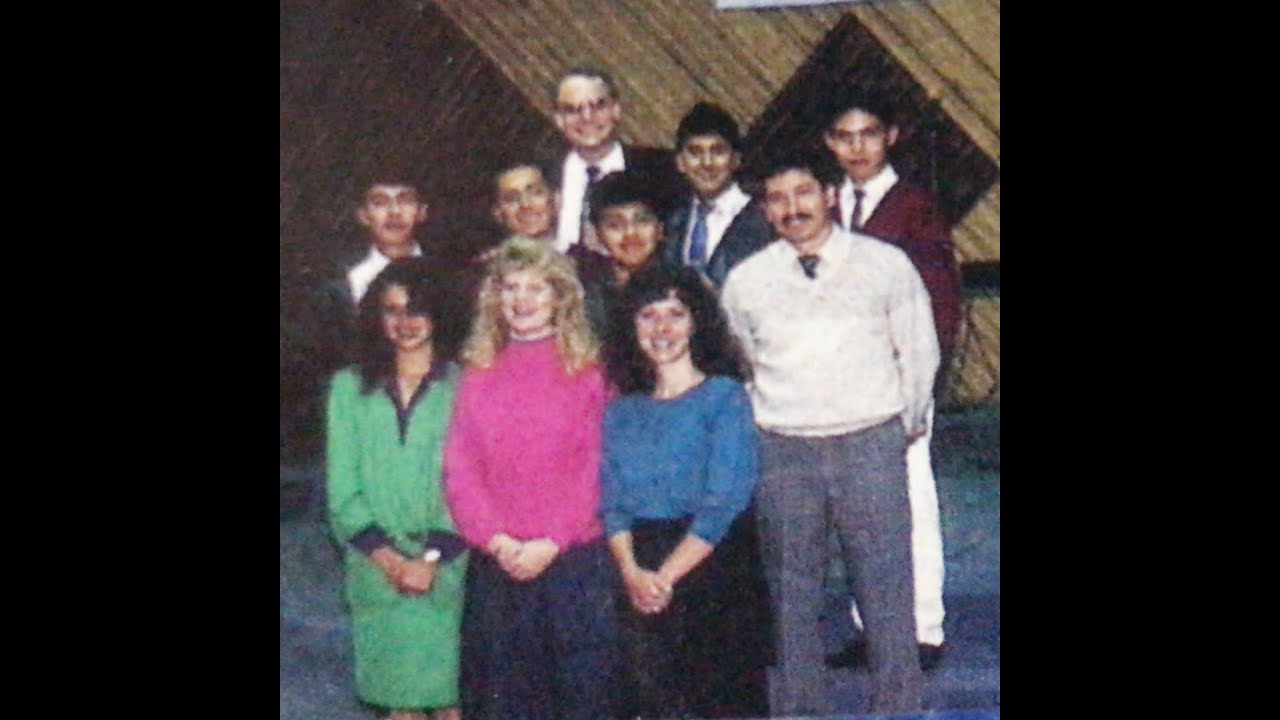 Ministerio Palabra en Acción con Juan Carlos Alvarado en 1991 cantando en Ciudad de México