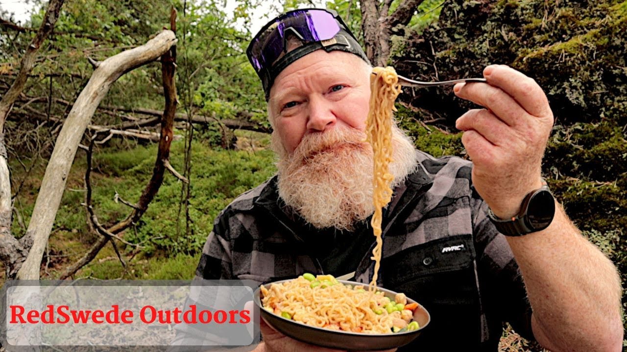 Outdoor Noodles - Trying to use a Trangia 27 as a wok