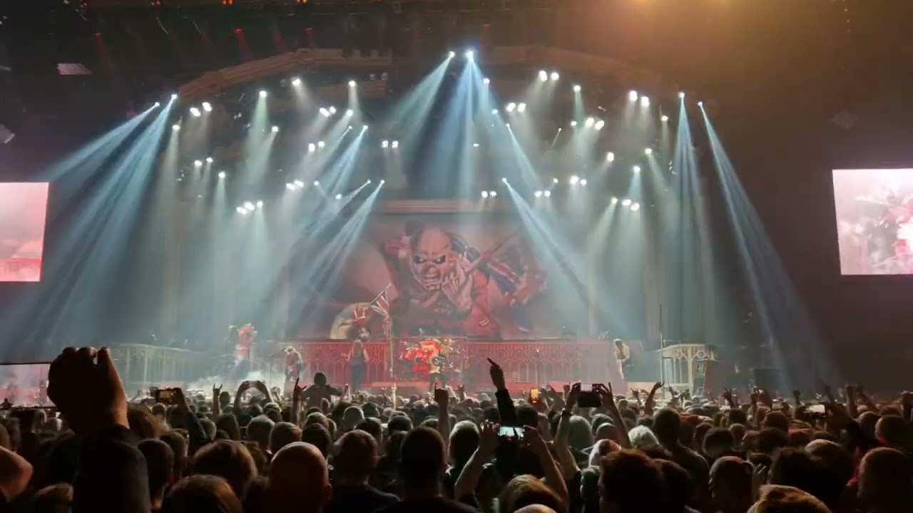 Iron Maiden - Trooper (02.06.2022. Riga)