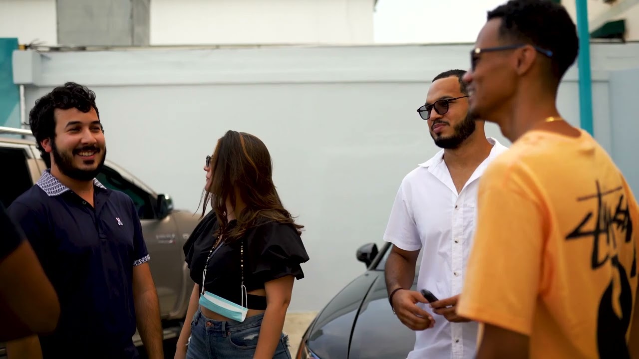 the Car Lounge