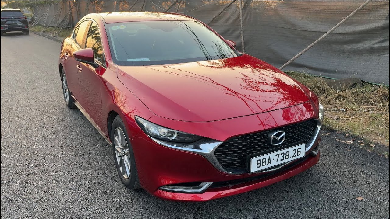 Mazda 3 luxury 2021 thật đẹp trả 480tr em chưa bán. Xe 1 chủ chạy 9v máy số Zin, lh 0966880665