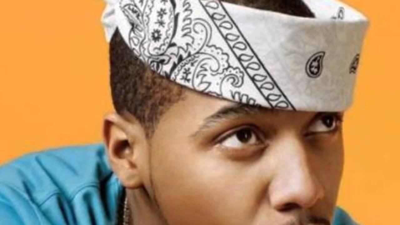 Juelz Santana & Jay Bezel - Yall Ain't Gansta