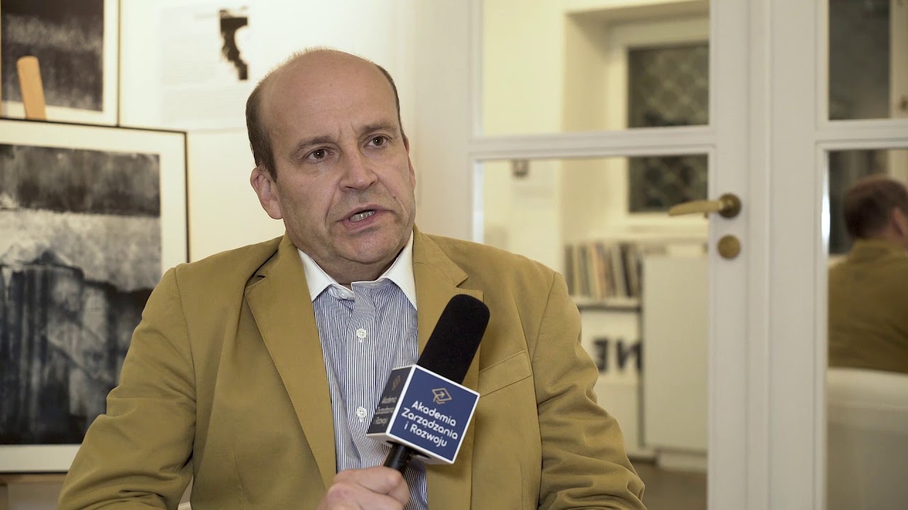 Po socjologii można robić wszystko  [Maciej Radziwiłł, założyciel Fundacji Trzy Trąby]