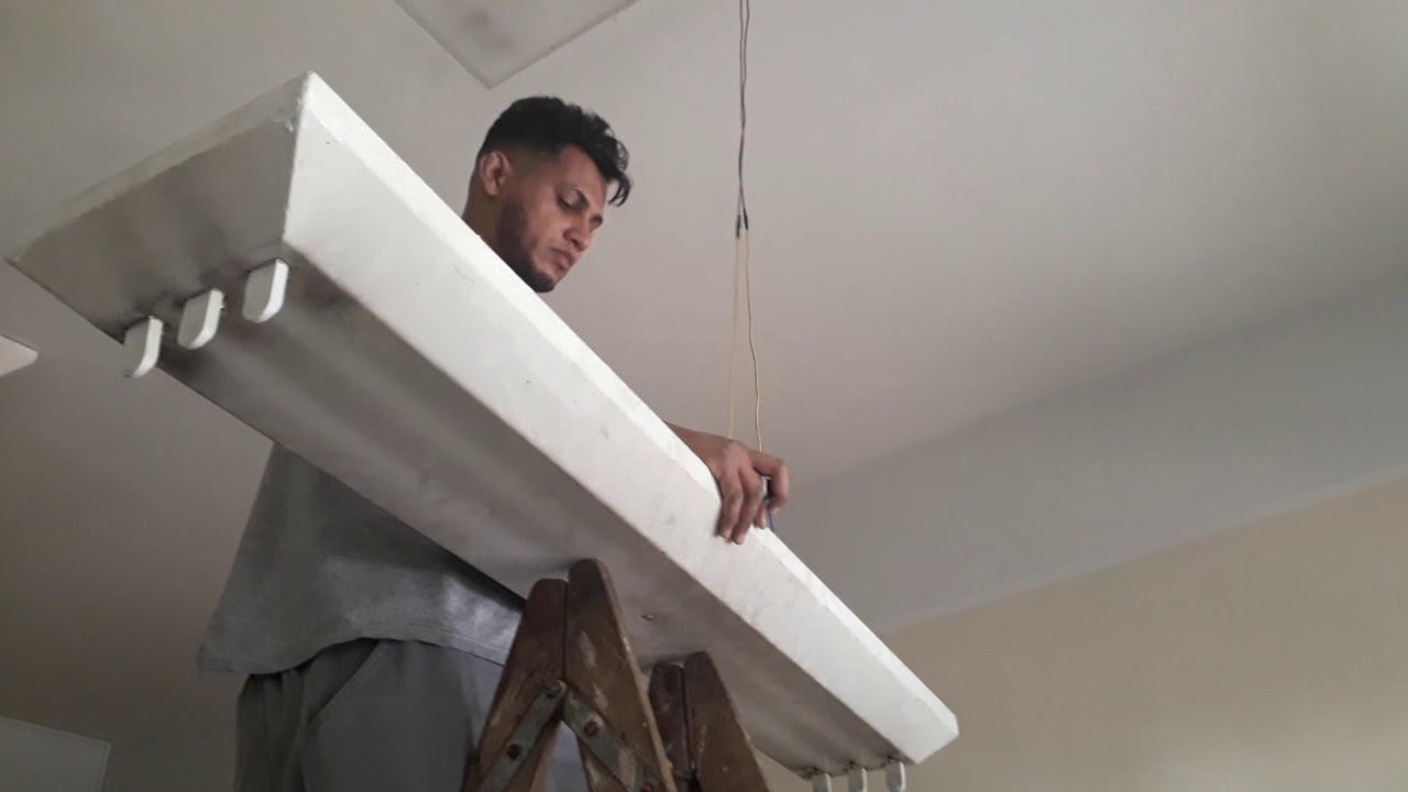 Instalação de lâmpada led tubular T8