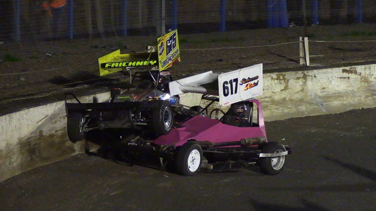 Brisca F2 races at Cowdenbeath Racewall 07/03/2026