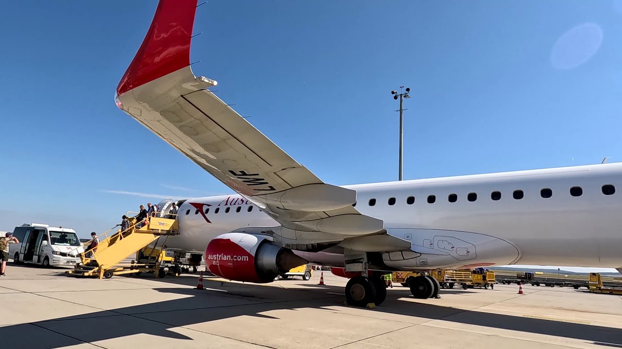 Austrian Airlines |BELGRADE - VIENNA| Embraer E195LR |OE-LWF| Flight Report