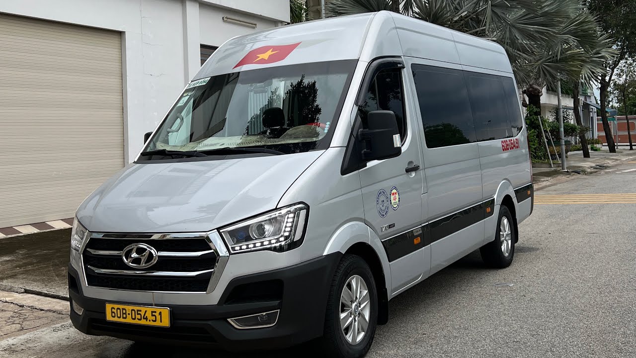 Huynhdai solati sản xuất 2019 mới như xe hãng anh chị em cần mua sử dụng Lh 0849883989