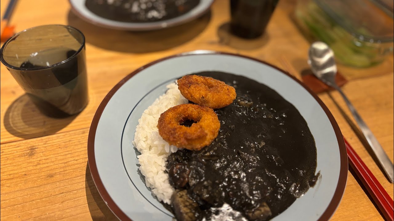 イカスミカレー作ってたら悟りを開いた