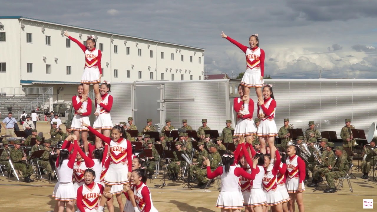箕面自由学園高等学校チアーリーダー部「GOLDEN BEARS」- ♪ヤングマン