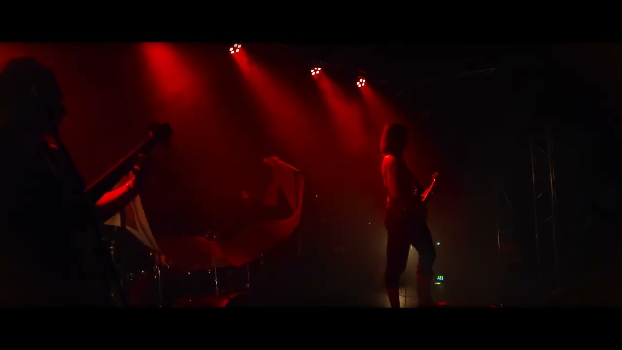 TRAVEX - Vojna je mier