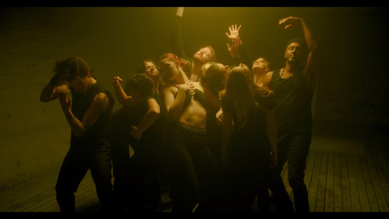 AMAARA - Alsatian Darn [Official Video]