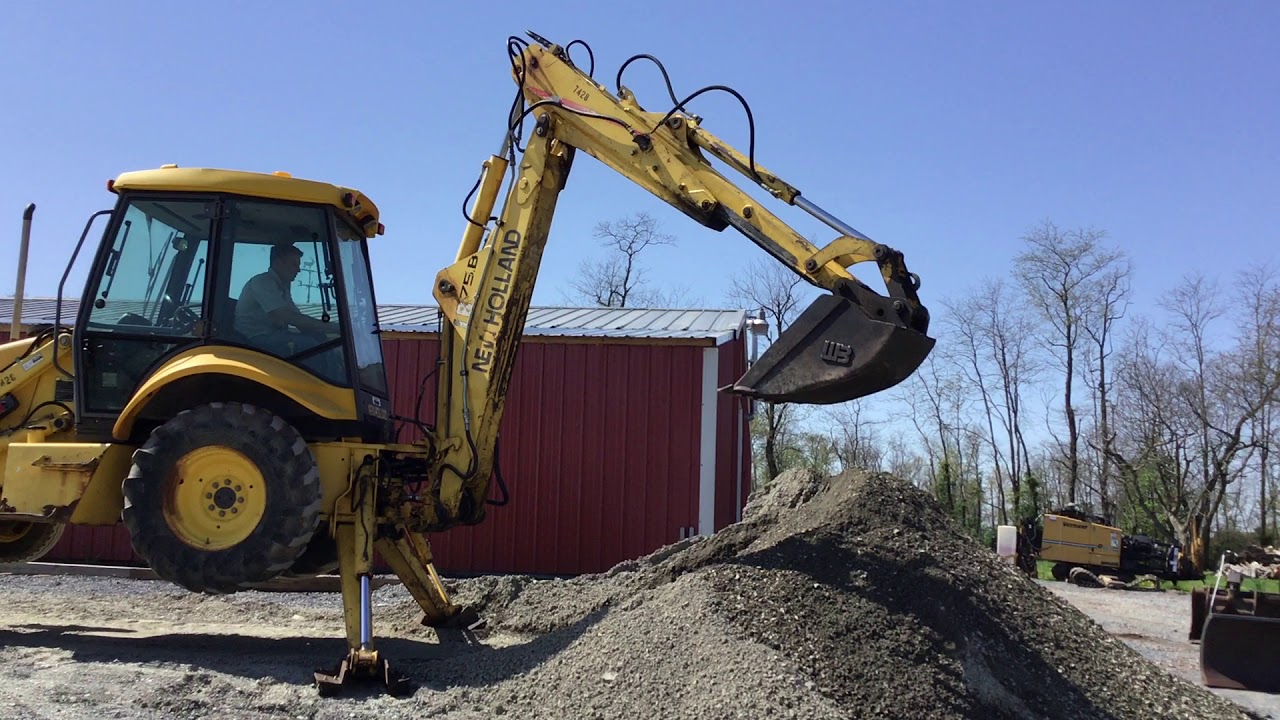 New Holland LB75B Tractor Loader Backhoe 2wd
