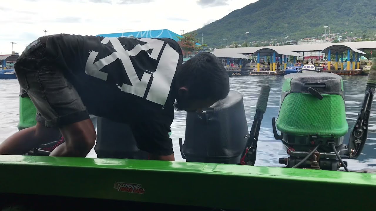MANTAP SPEED BOAT 4 MESIN SEPERTI APA RASANYA !!!