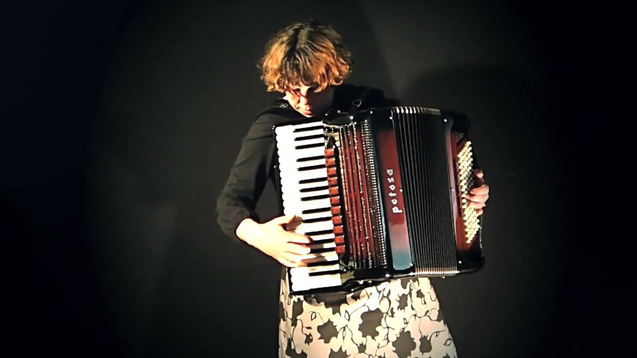 AM-1050 Leggera - Jenny Conlee