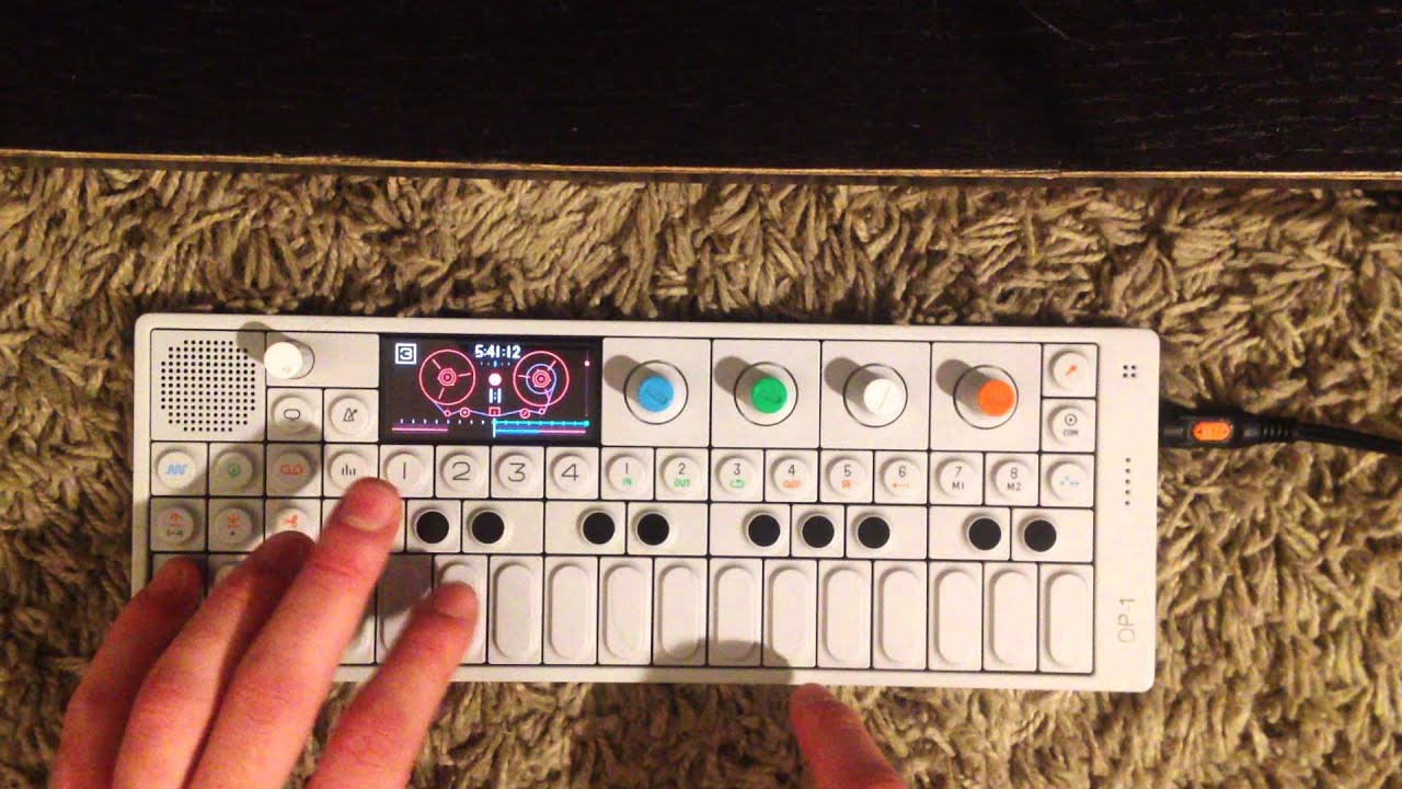 Teenage Engineering OP1 - Live looping 2 [Thoj]