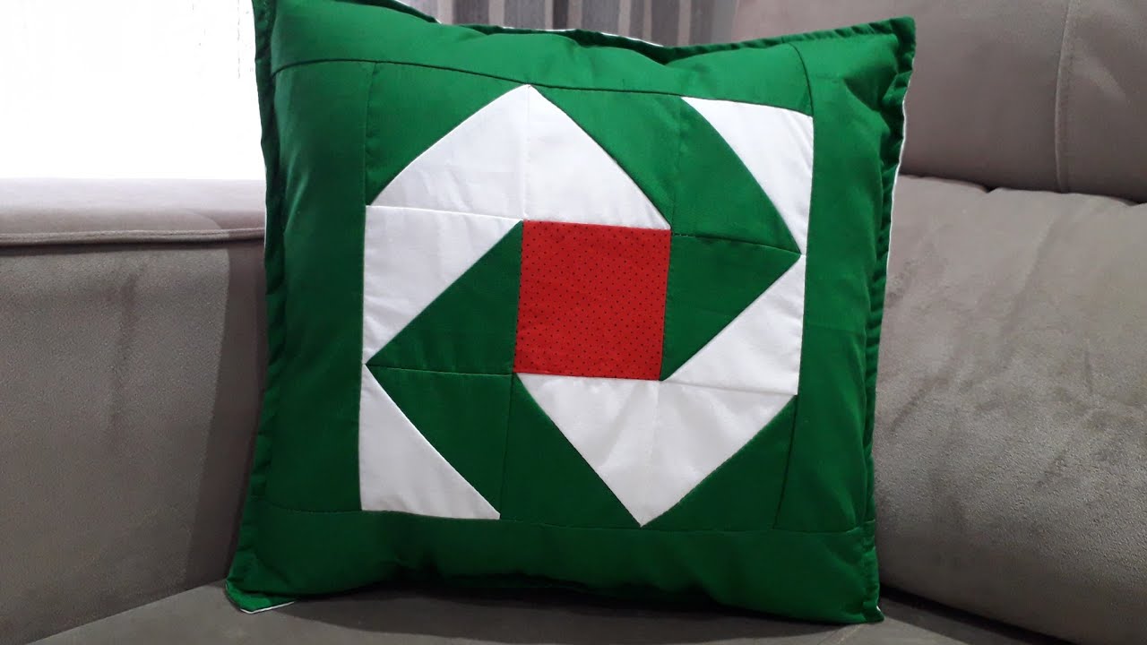 Capa almofada em patchwork, 😃super fácil passo à passo.