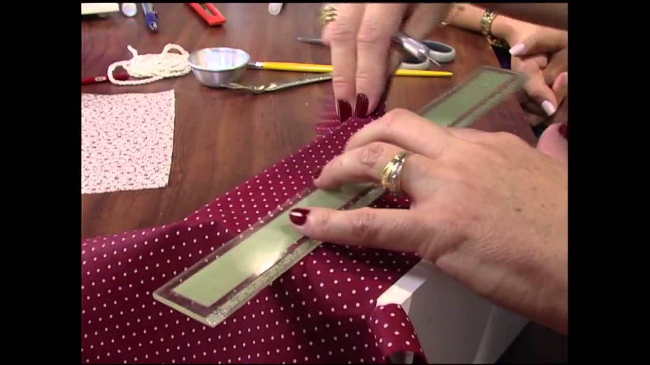 Mulher.com 01/05/2013 Claudia Niero - Mini cômoda porta jóias Parte 1
