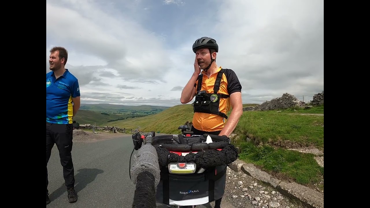 We tackled a monster climb called: Fleet Moss! A huge achievement for the whole team! 😮🐱💯