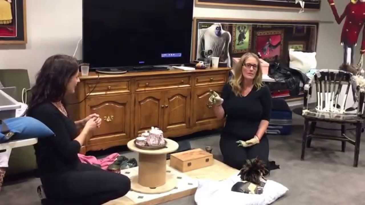 Hotel Transylvania 2 film - Foley artist demonstration.