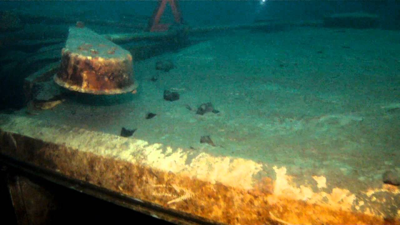 Potápění - Lom Borek, viditelnost 20m 13.2.2016 (diving)