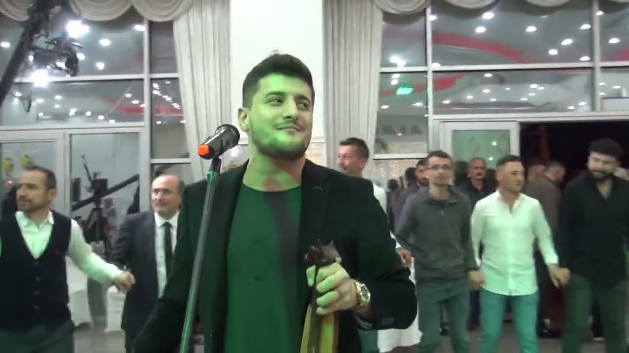 Hava İle Ferdi'nin Düğünü(Kemençeci Kadir Sarı)