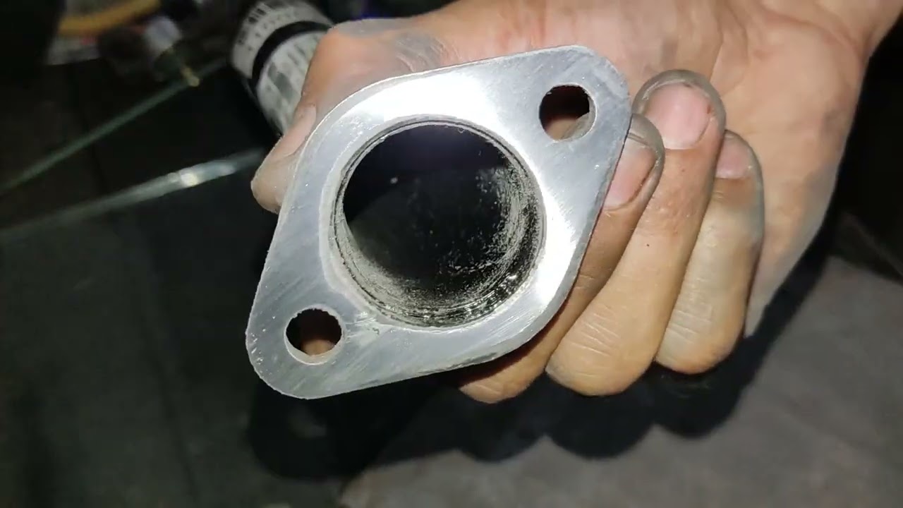 cano de ferro motor fiasa , atrás do. escapamento vazando ? vai colocar e vaza ? veja só o que é