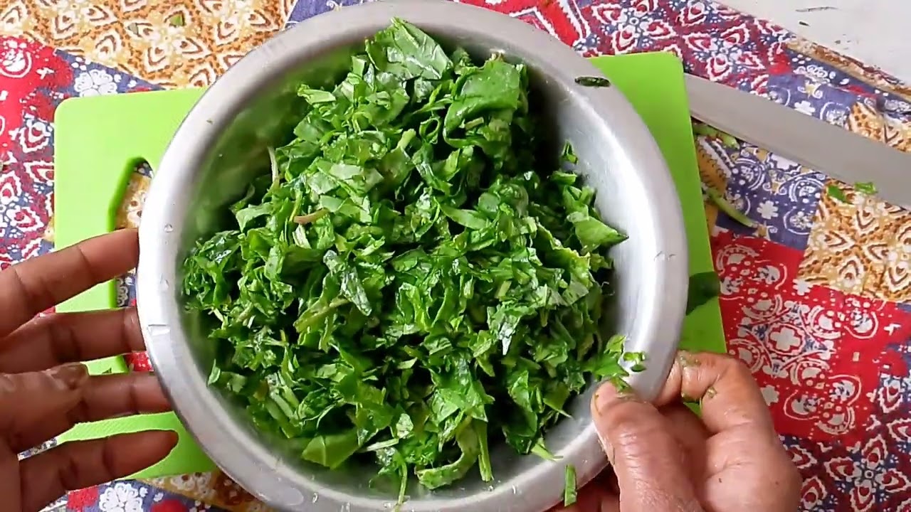 Simple Palak Ki Dal.