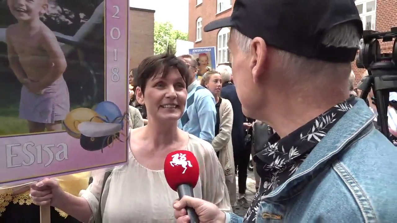 LIVE: Spykens studenter springer ut