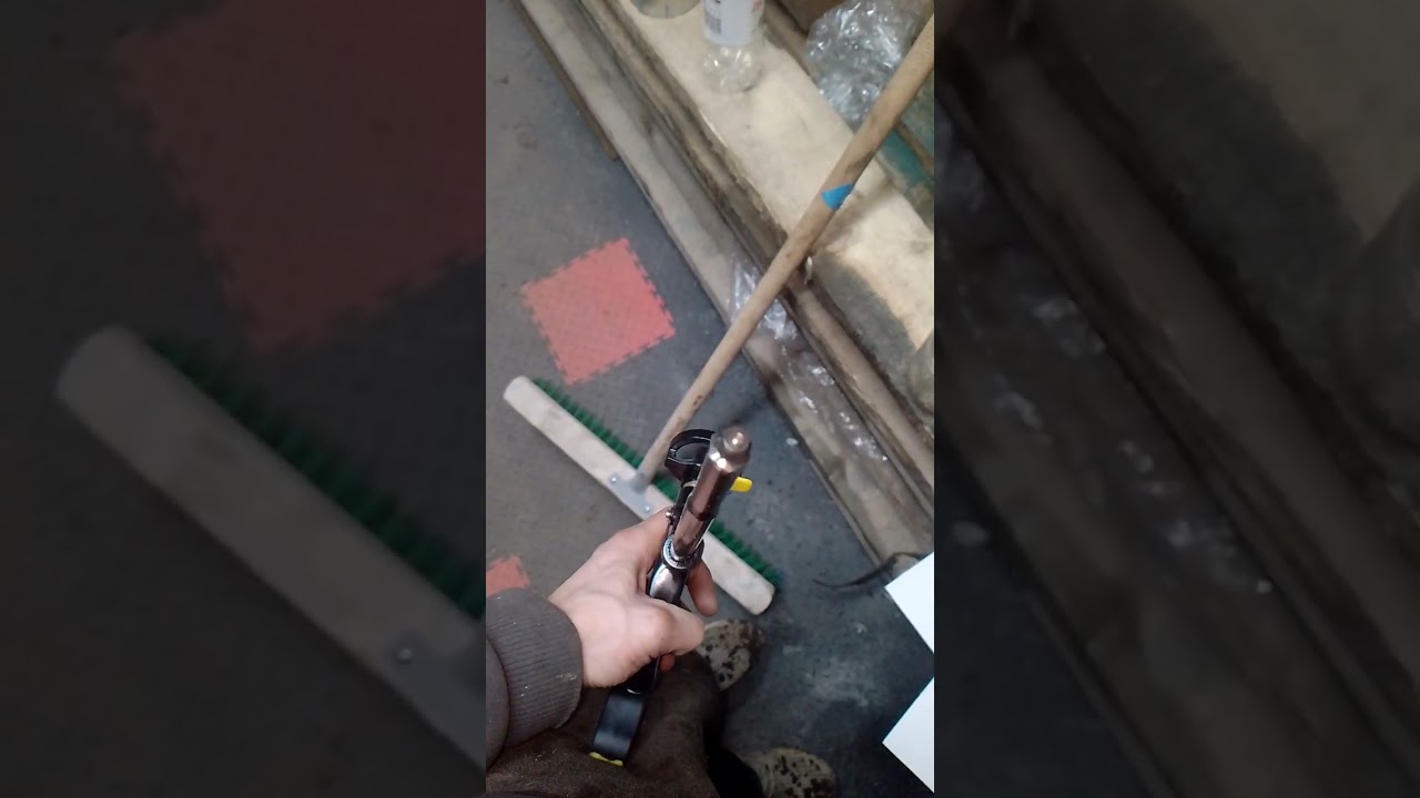 Утепление гаражных ворот часть 1.