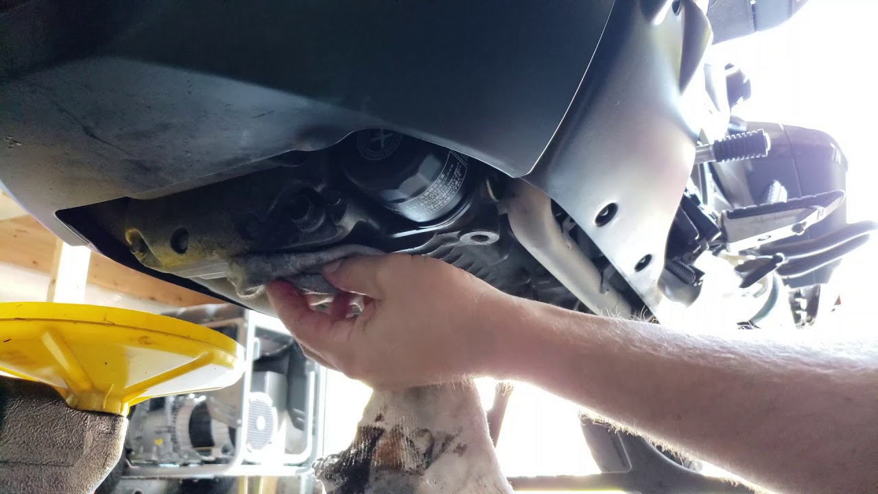 2013 Honda Goldwing F6B Complete Oil Change